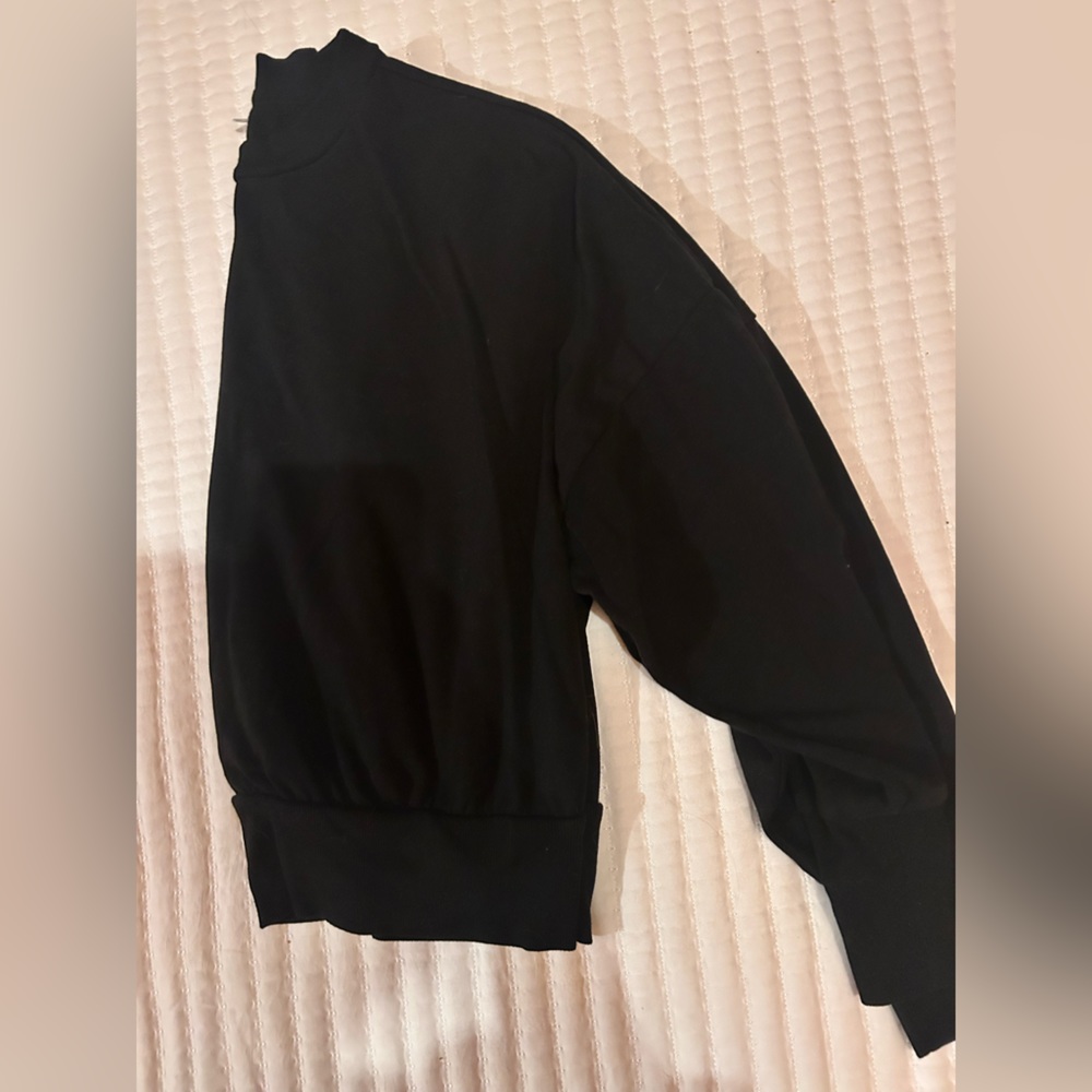 old navy crewneck